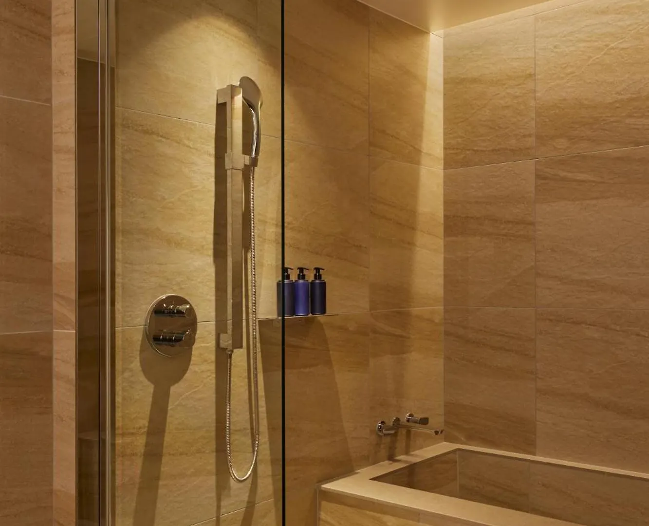 Dusit Thani Kyoto Hotel